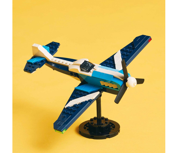 LEGO Creator 31160 Statek powietrzny: samolot wyścigowy - 1284263 - zdjęcie 11